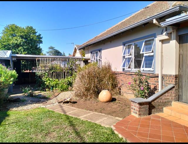 3 BEDROOM HOUSE FOR SALE IN PELHAM